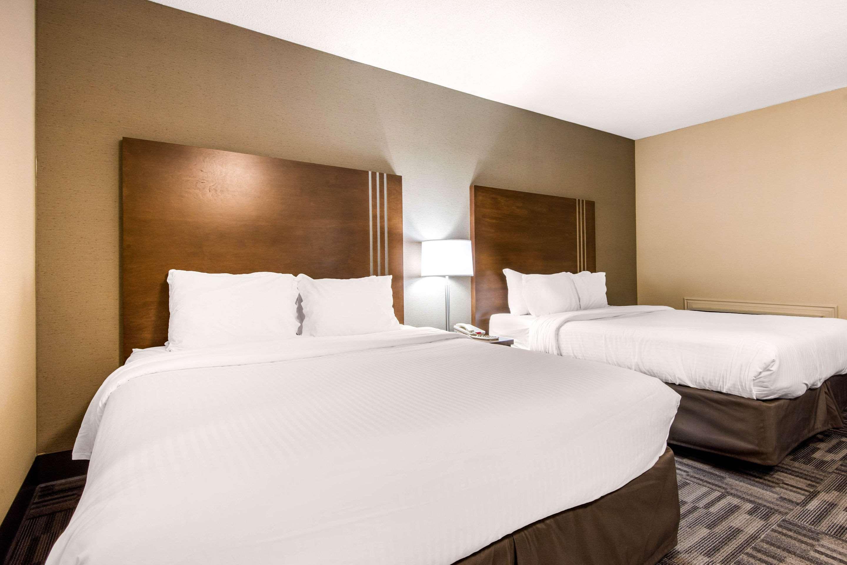 Quality Inn & Conference Centre Orillia Eksteriør bilde