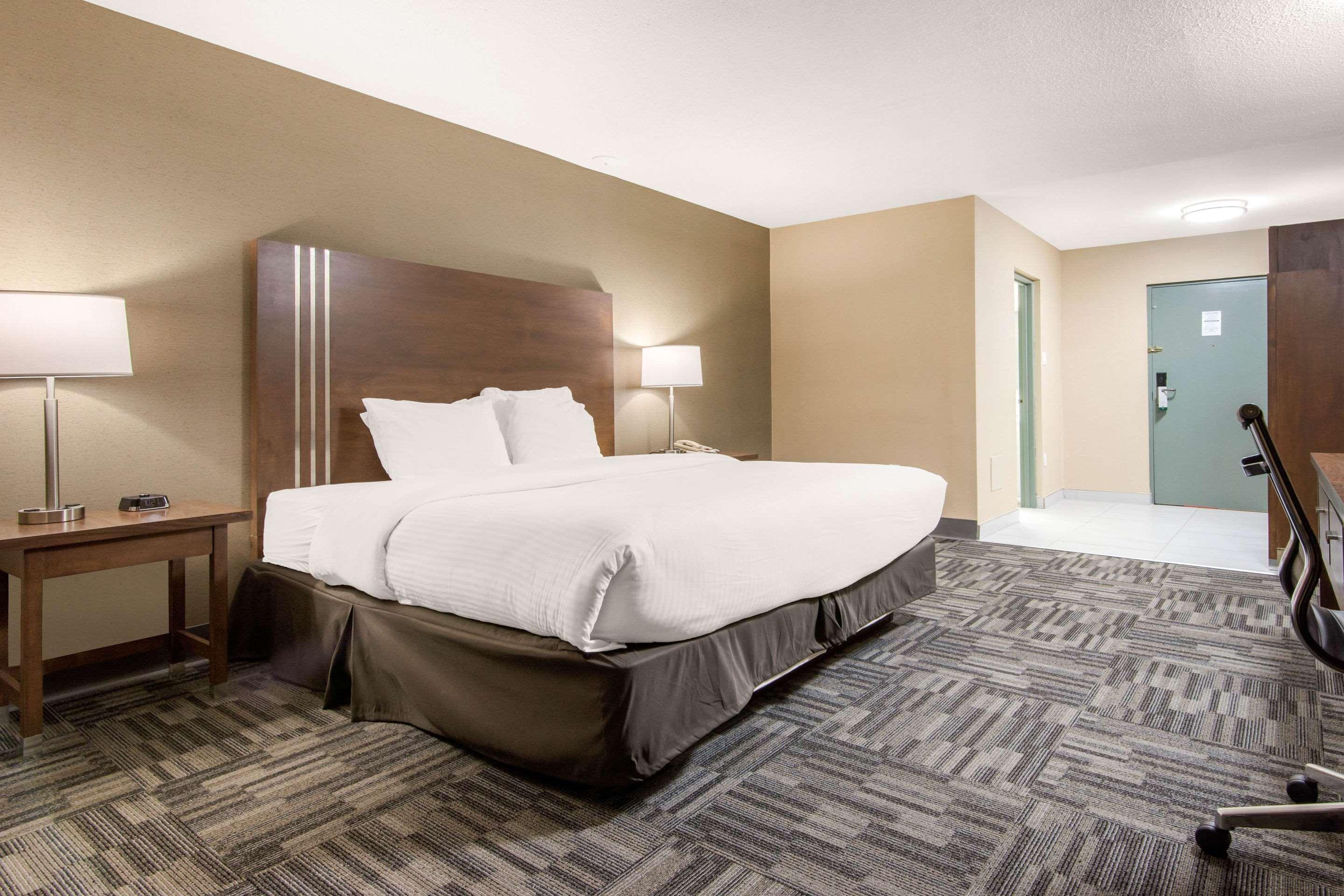 Quality Inn & Conference Centre Orillia Eksteriør bilde